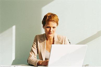 《幽灵线：东京》8分钟实机演示 更多玩法展示